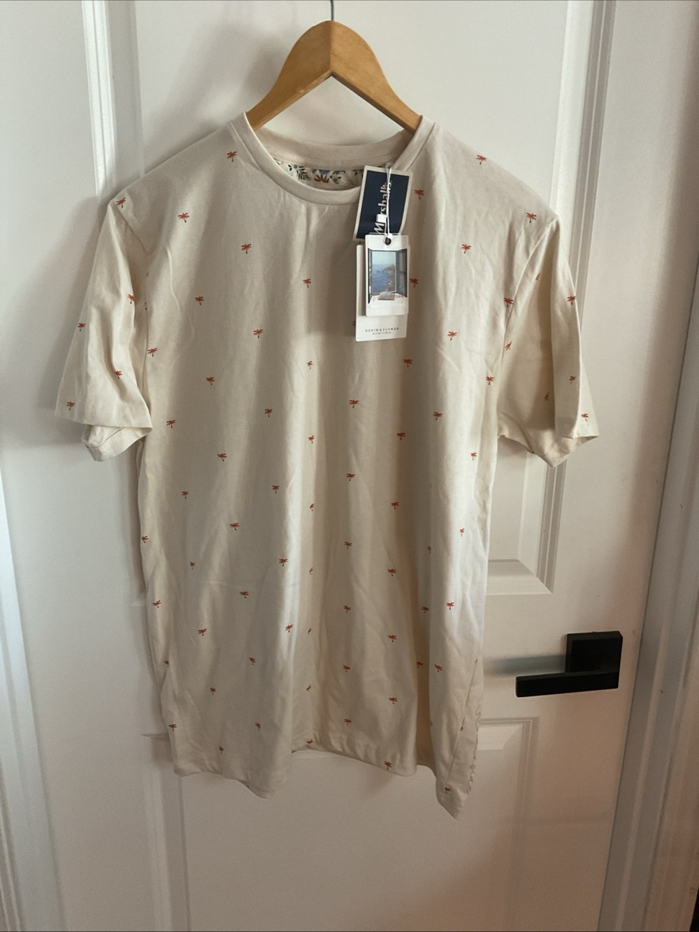 Denim & Flower - Cream Short-Sleeve Tee with Small Red Motif - Ladies Size L